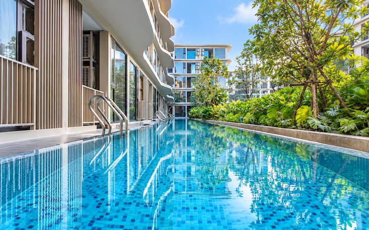 Bellevue Beachfront Studio near the beach by TVC - Apartments for Rent ...