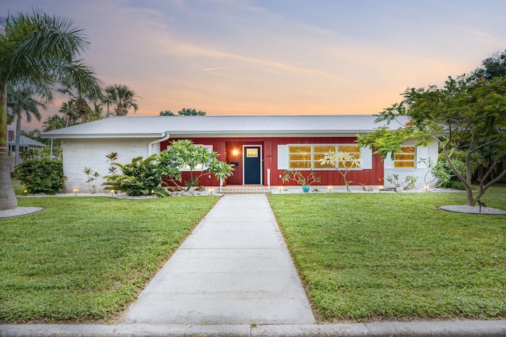 Big Hank's House| Walk To Downtown Punta Gorda - Punta Gorda, FL
