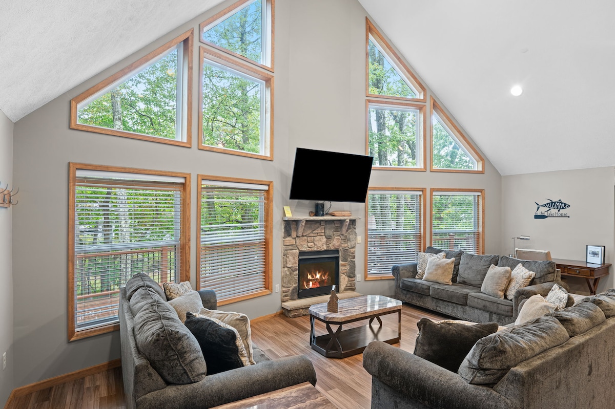 Living room image 1