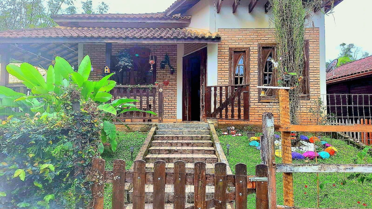 Casa de campo con río, en Aldeia Velha. - Cabañas en renta en Silva ...