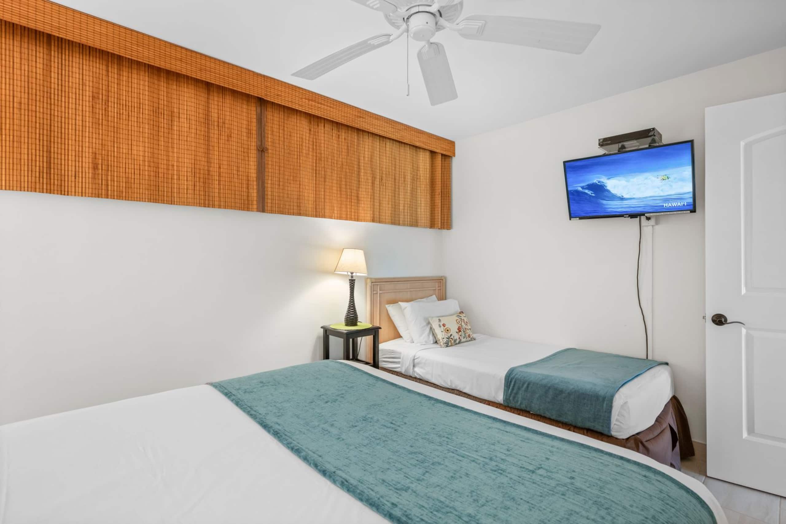 Condo in Lahaina · ★5.0 · 2 bedrooms · 2 beds · 2 baths - Image 13
