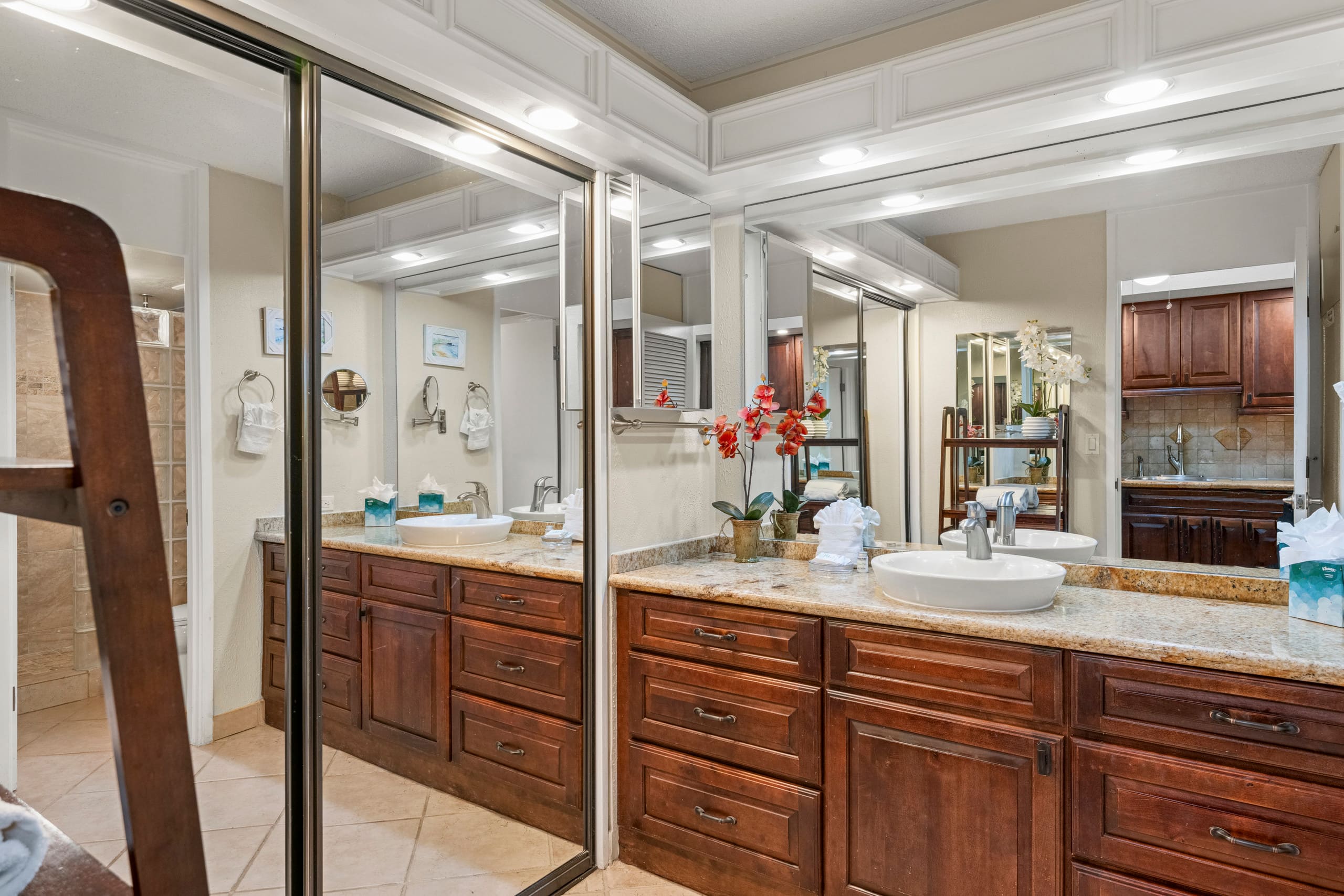 Condo in Lahaina · ★4.8 · Studio · 2 beds · 1 shared bath - Image 17