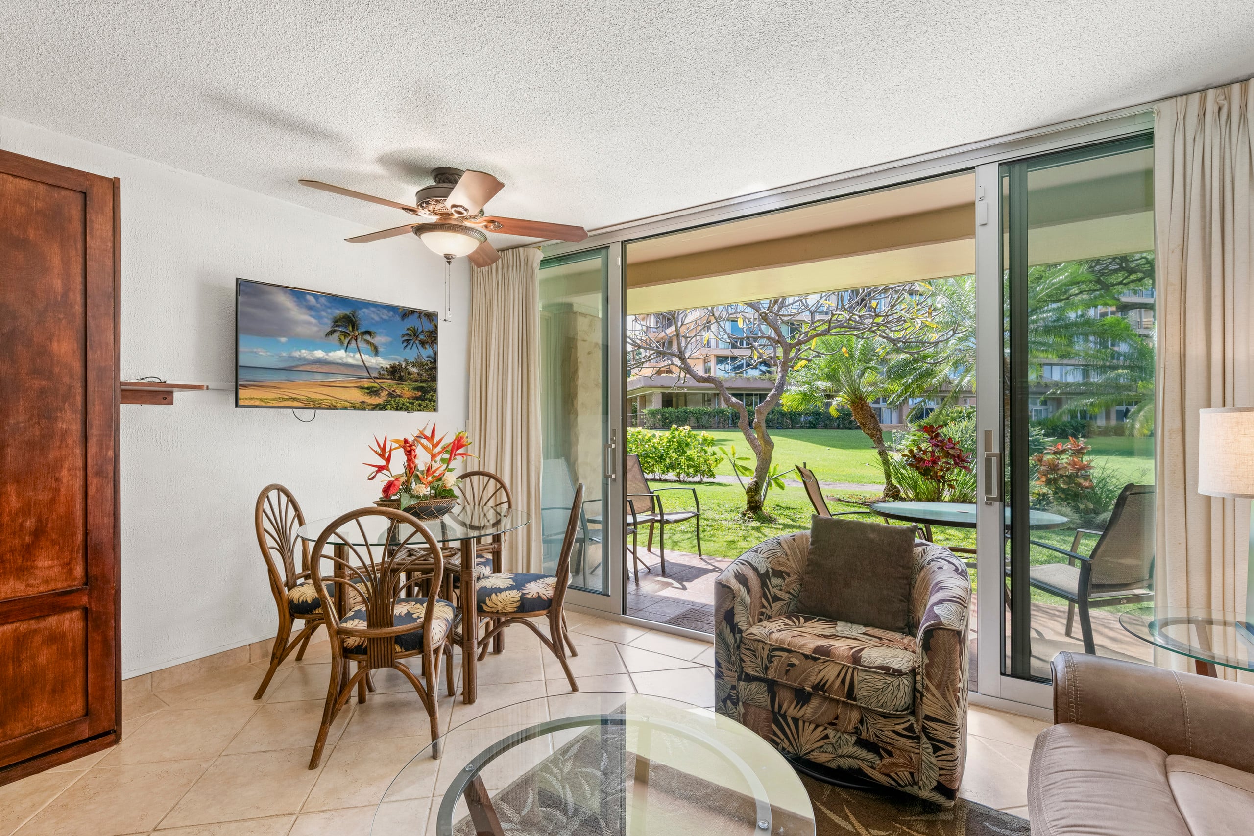 Condo in Lahaina · ★4.8 · Studio · 2 beds · 1 shared bath - Image 5