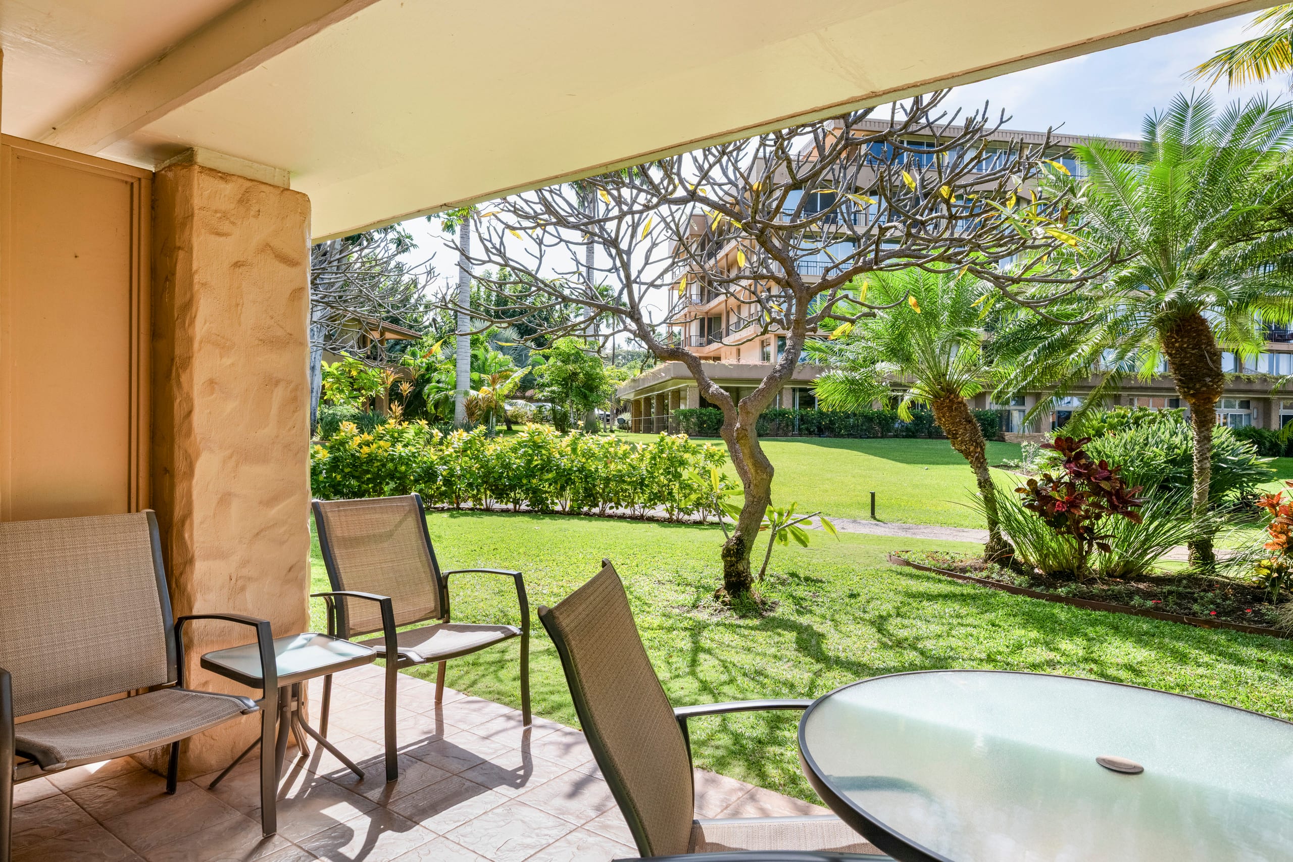 Condo in Lahaina · ★4.8 · Studio · 2 beds · 1 shared bath - Image 20