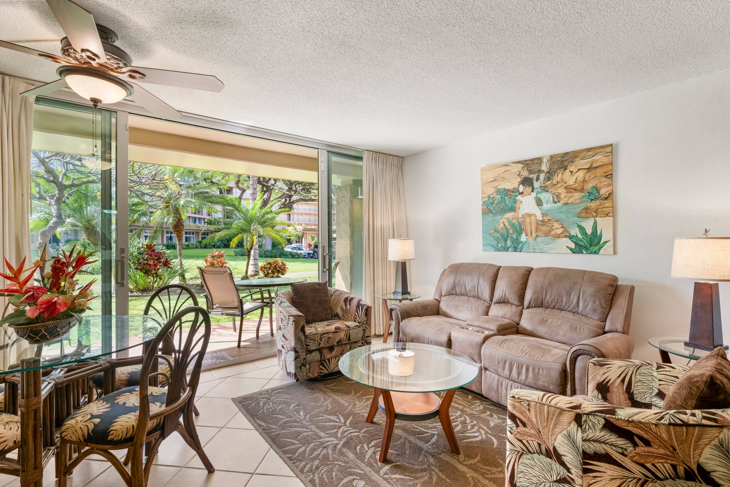 Condo in Lahaina · ★4.8 · Studio · 2 beds · 1 shared bath - Image 1