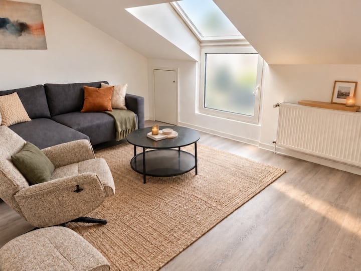 Central 3-bedroom Apartment For Extended Stays! - Düsseldorf