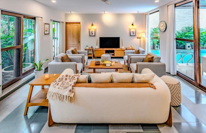Living room image 1