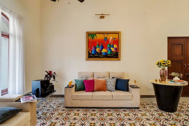 Living room 1 image 7