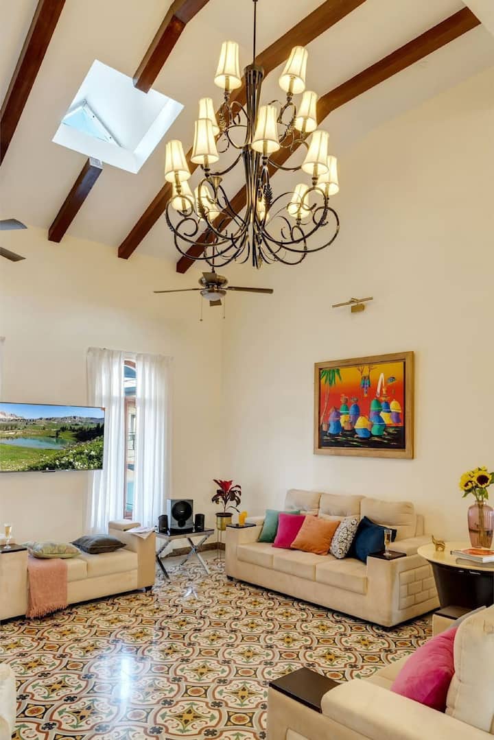 Living room 2 image 3