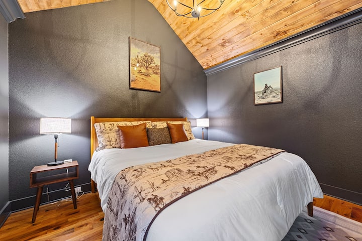 Charming 1 Bdrm House | Walk To Georgetown Square - Georgetown, TX