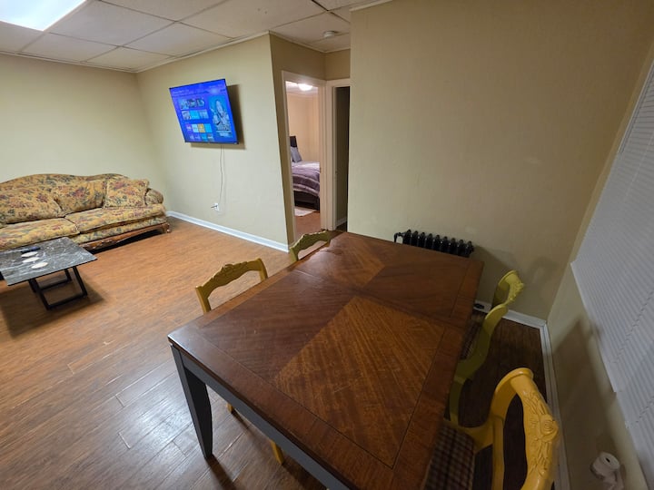 Cozy In St Paul Near Green Line & Mitchell Hamline - Saint Paul, MN