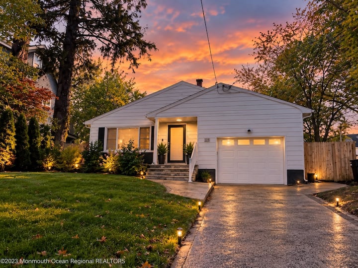 House In Longbranch Nj - Ocean Township, NJ