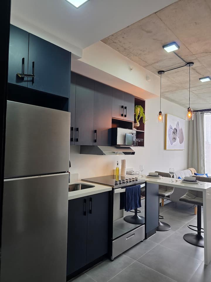 Skyline Escalón, Apartamento Con Vista Y Piscina - San Salvador