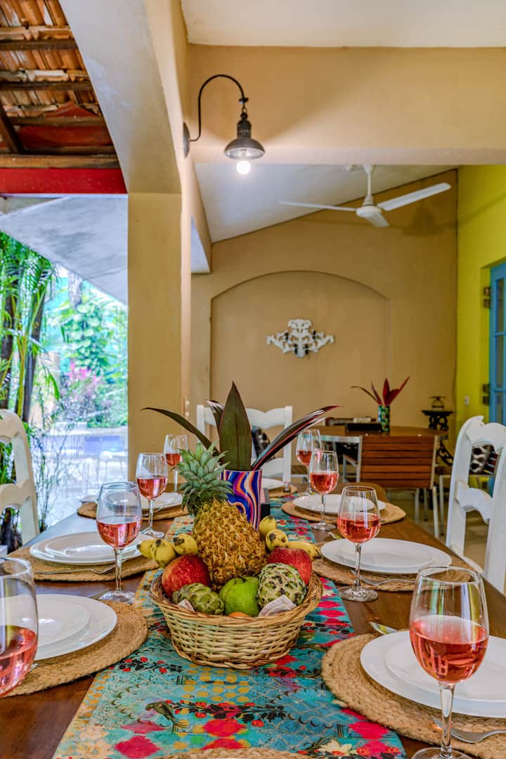 Dining area image 2