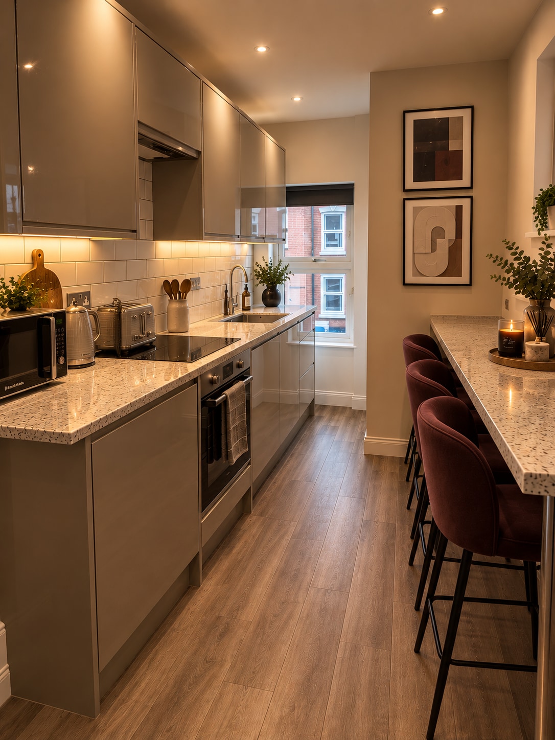 Golden Circle Maisonette