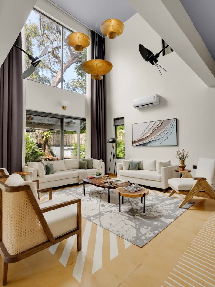 Living room image 4