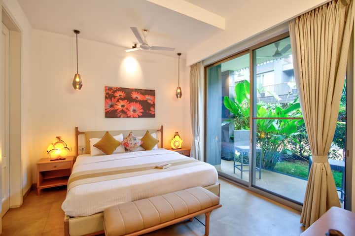 Bedroom 1 image 2