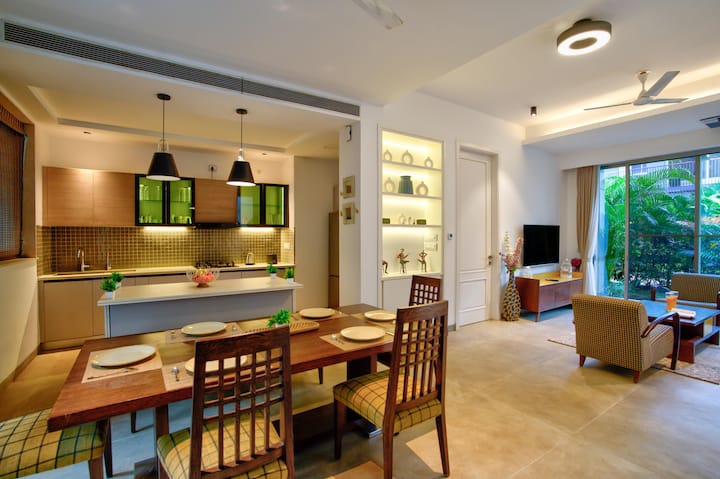 Dining area image 2
