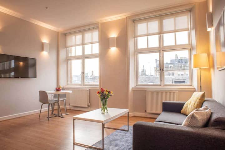 Premier Suites Glasgow George Square, 1 Bed Apt - Glasgow