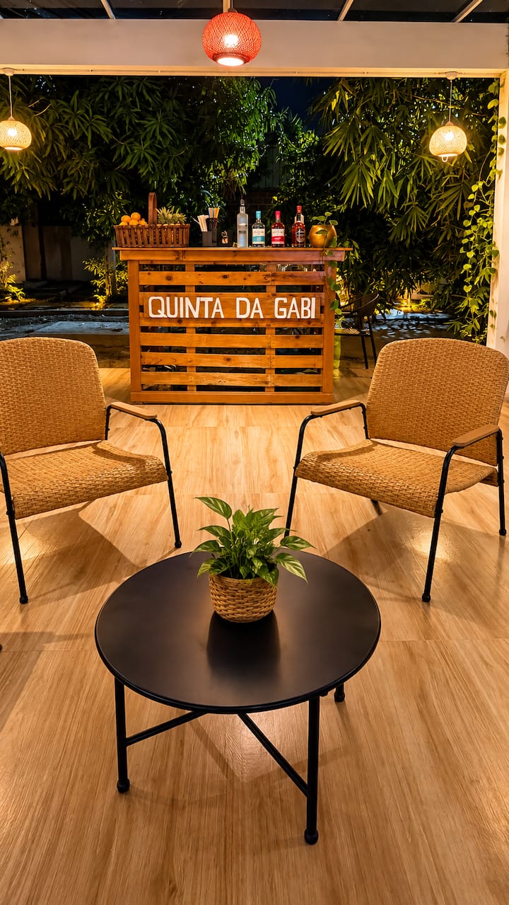 Angola Moneda Quinta da Gabi | Ala Familiar 2 - Alberca/Confort - Casas de huéspedes ...