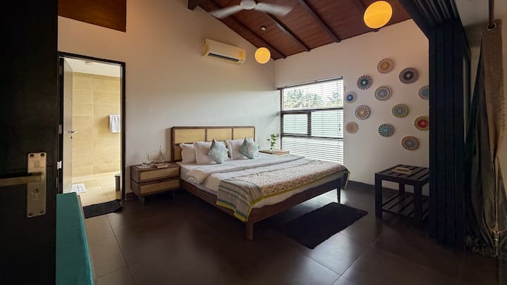 Bedroom 1 image 1