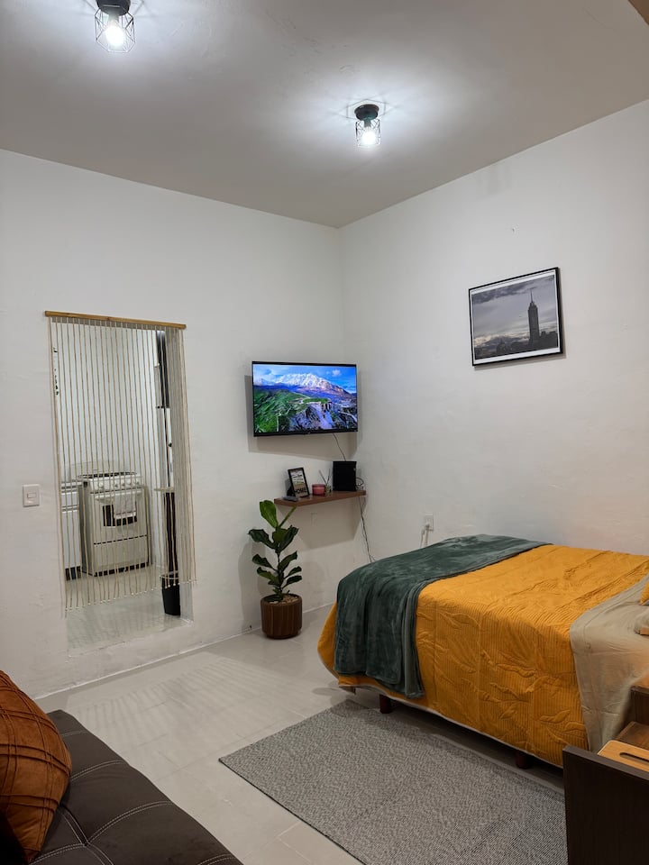 Cozy mini loft with an excellent location - Apartments for Rent in ...