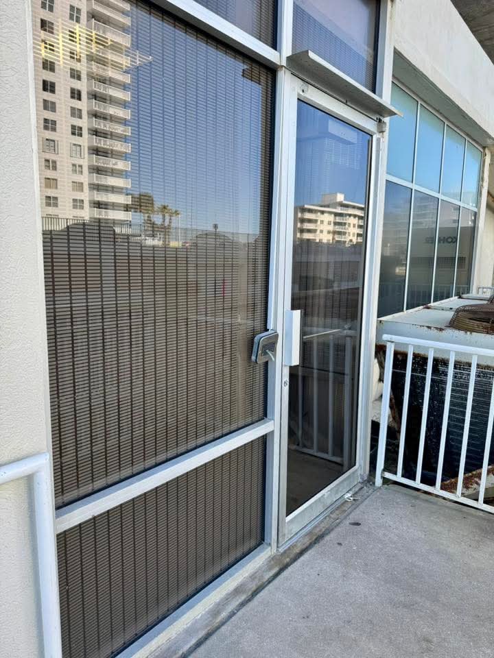 14th Floor •Ocean & City Views •Steps to the Beach