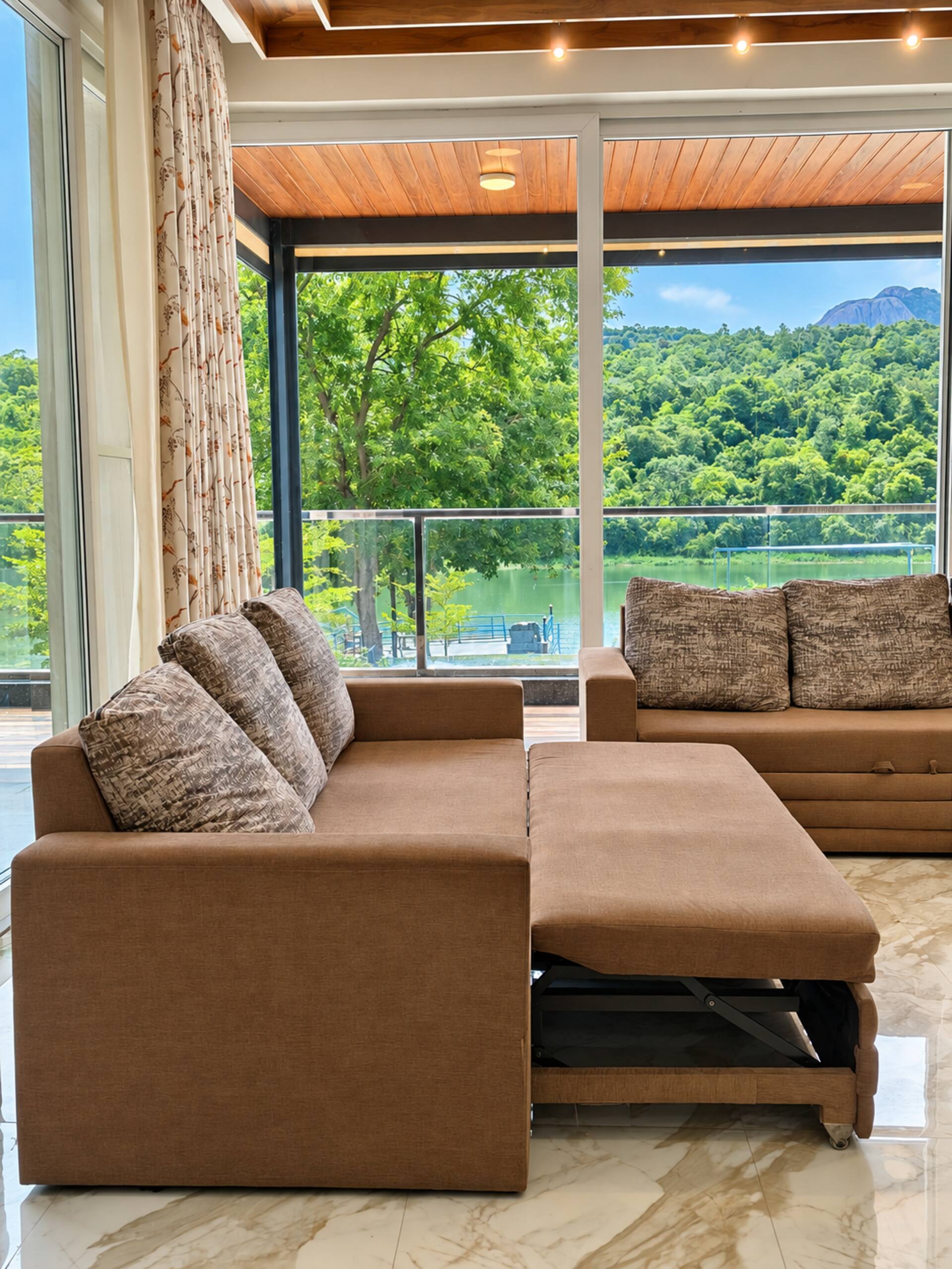 Living room image 5