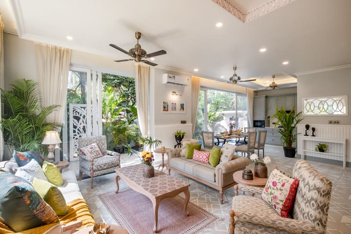 Living room image 1
