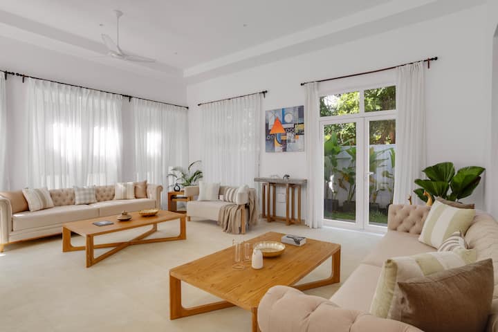 Living room 1 image 5