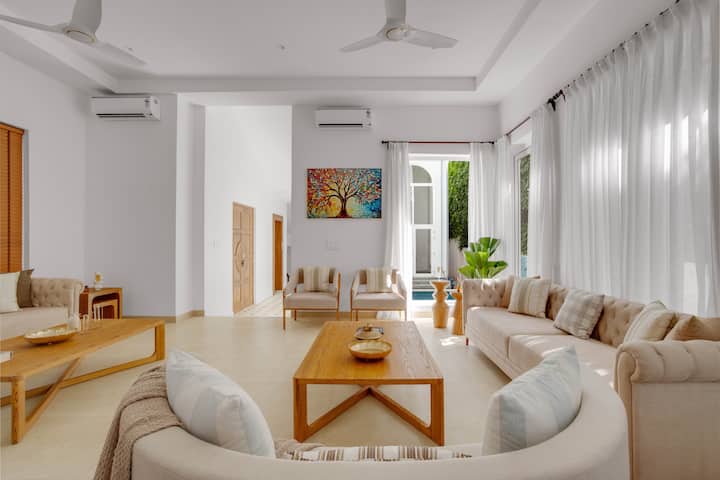 Living room 1 image 1