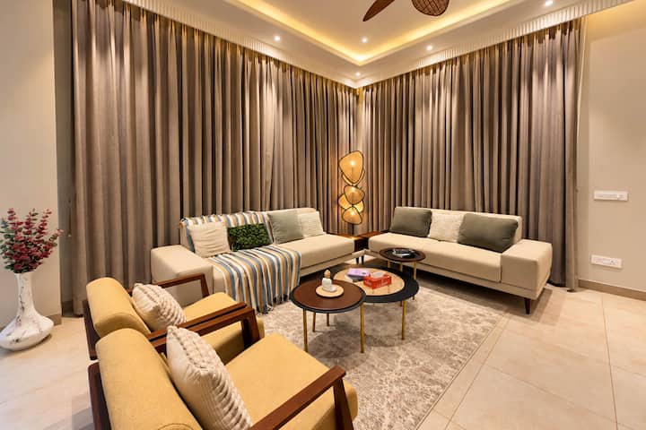 Living room image 2