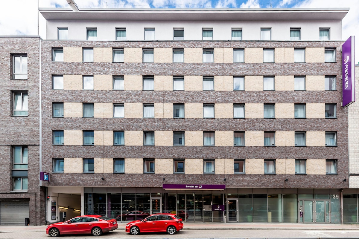 Premier Inn Hamburg City Millerntor in Hamburg, Hamburg, Germany - Airbnb