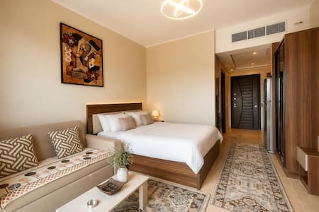 Aldau Heights stylish studio sea and view