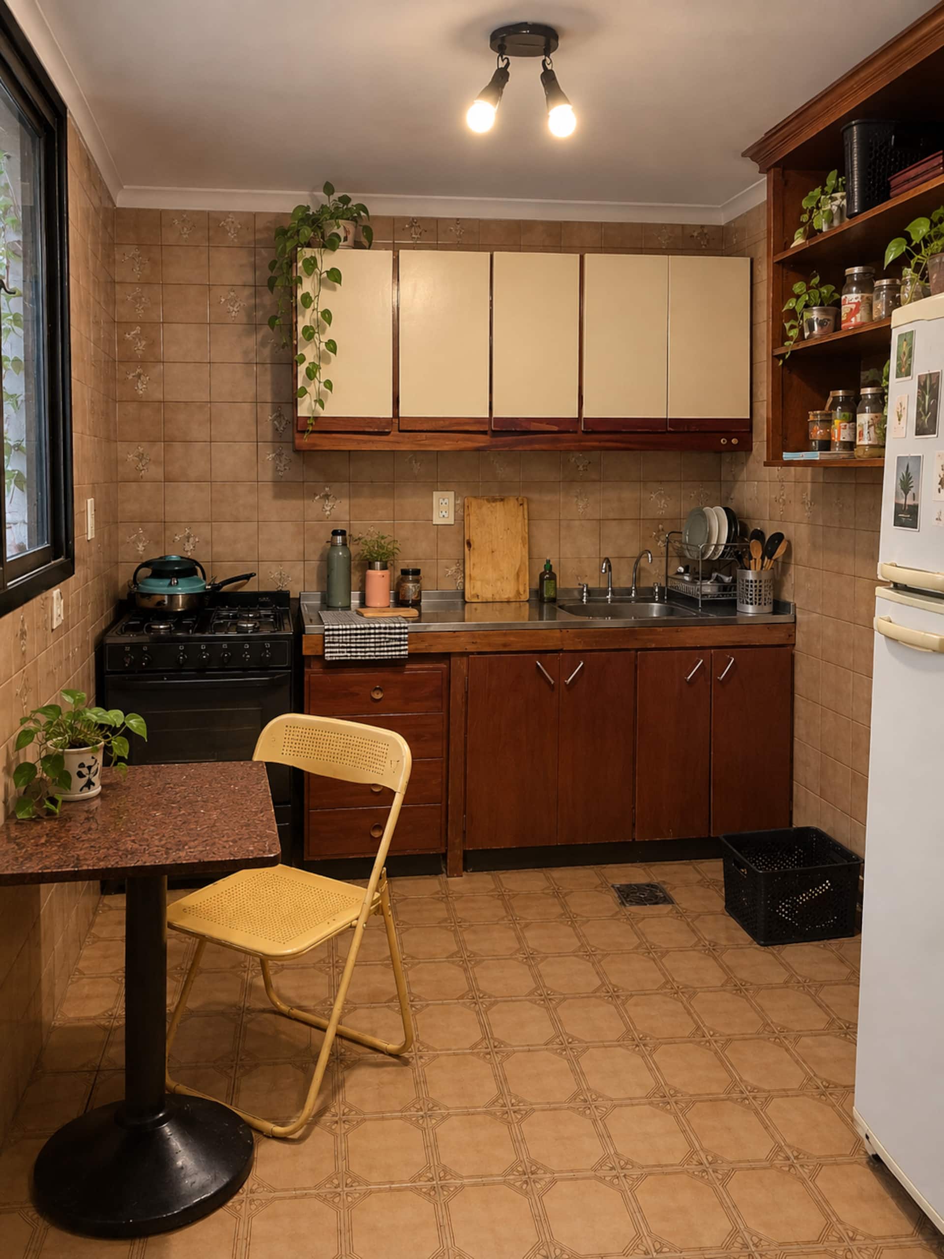 Estudio con cocina equipada