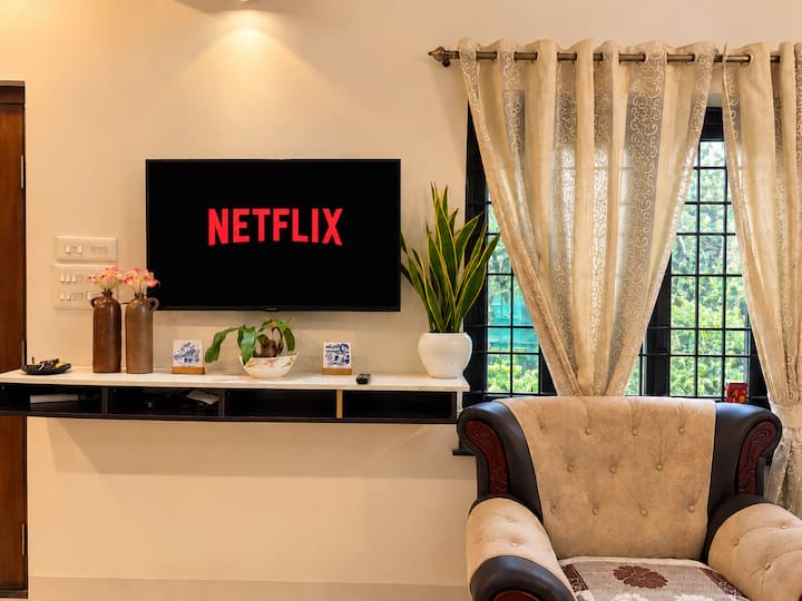 Living room image 10
