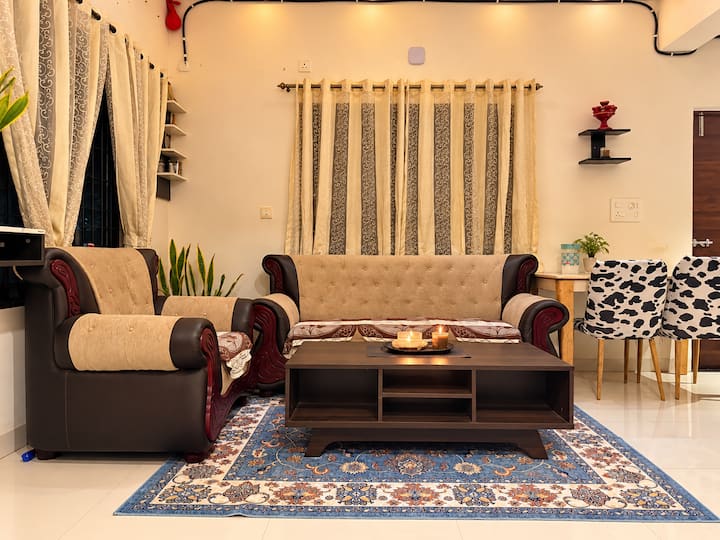 Living room image 12