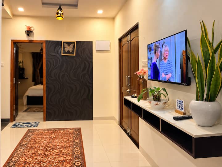 Living room image 4