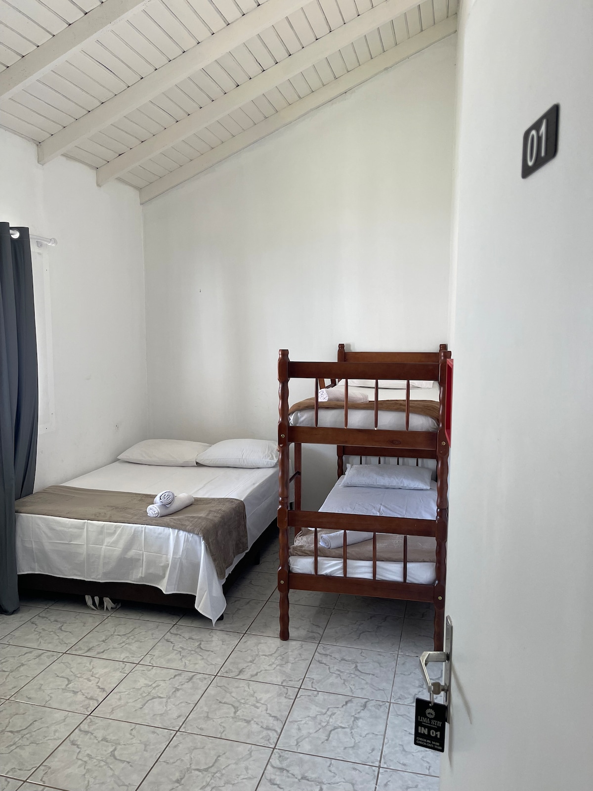 Private rooms 200 meters from the beach - Bed and breakfasts for Rent ...
