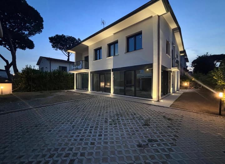 Villa Enky- Villa Ristrutturata A 600m Dal Mare - Pietrasanta
