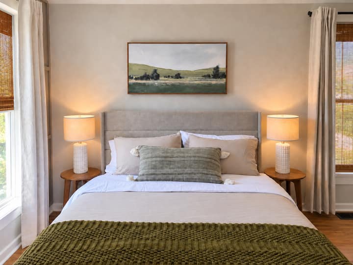 Queen Sized bed with storage.