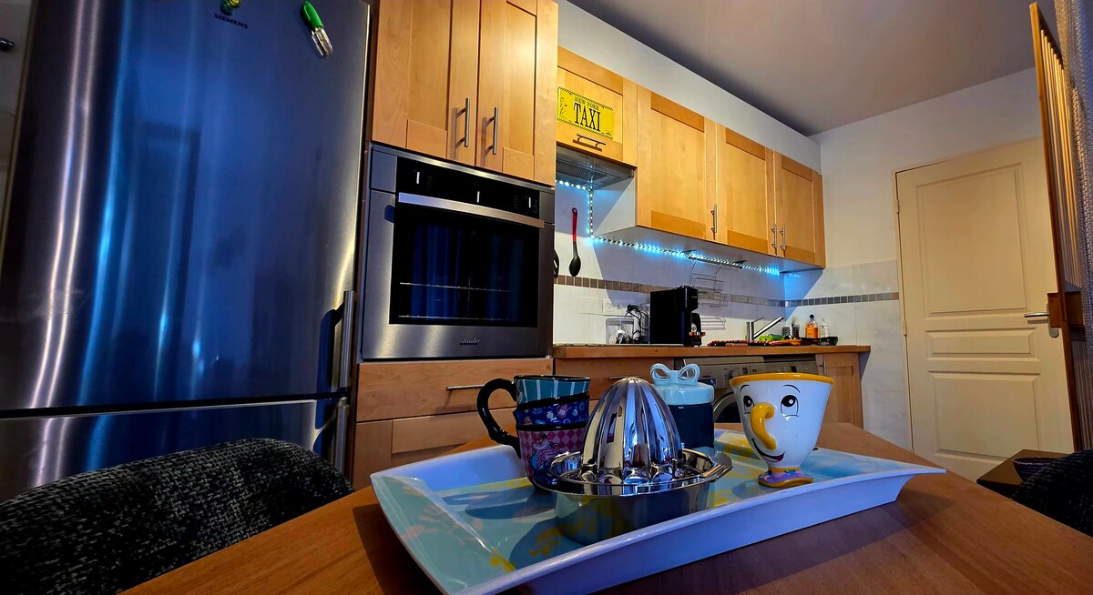 35 m2 studio with air conditioning + parking + terrace, rated 3 ...
