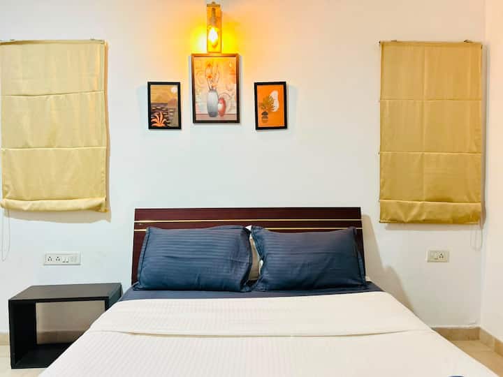 Bedroom 3 image 2
