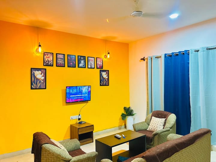 Living room image 1
