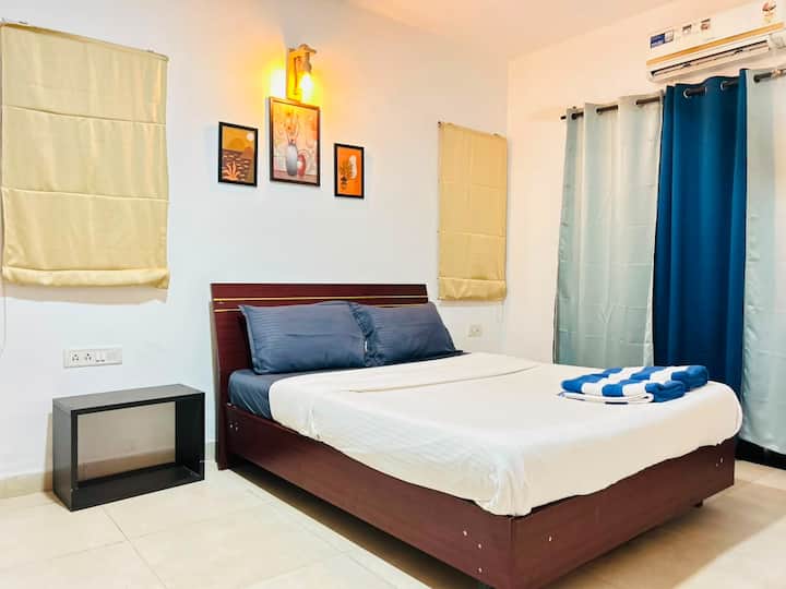 Bedroom 3 image 1