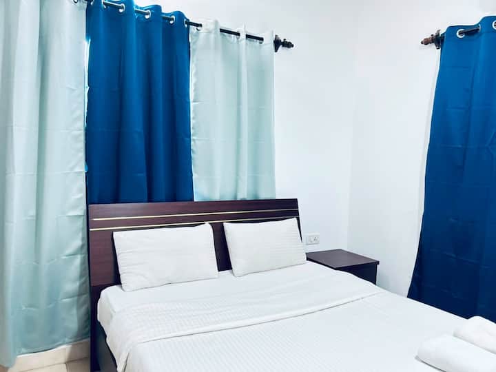 Bedroom 2 image 2