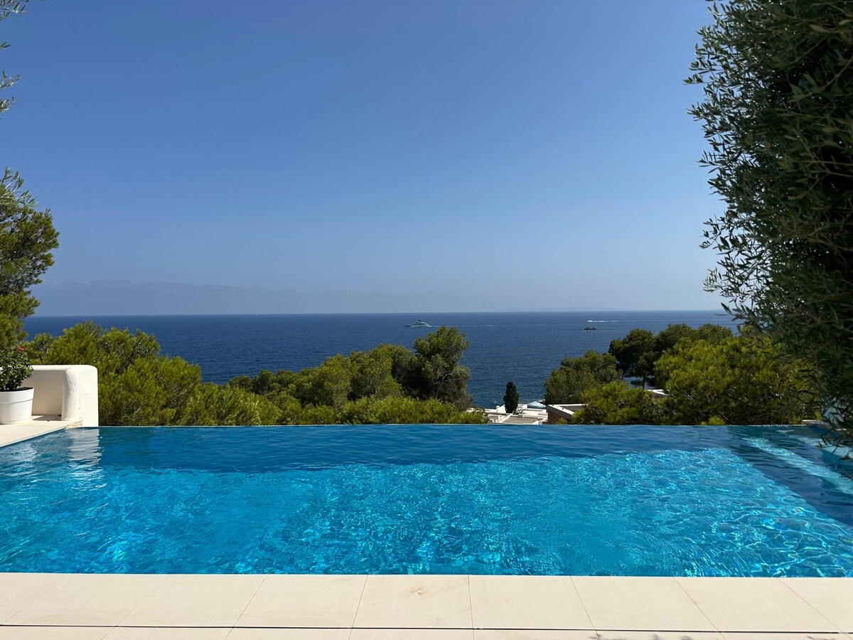Villa Pinar — view 3