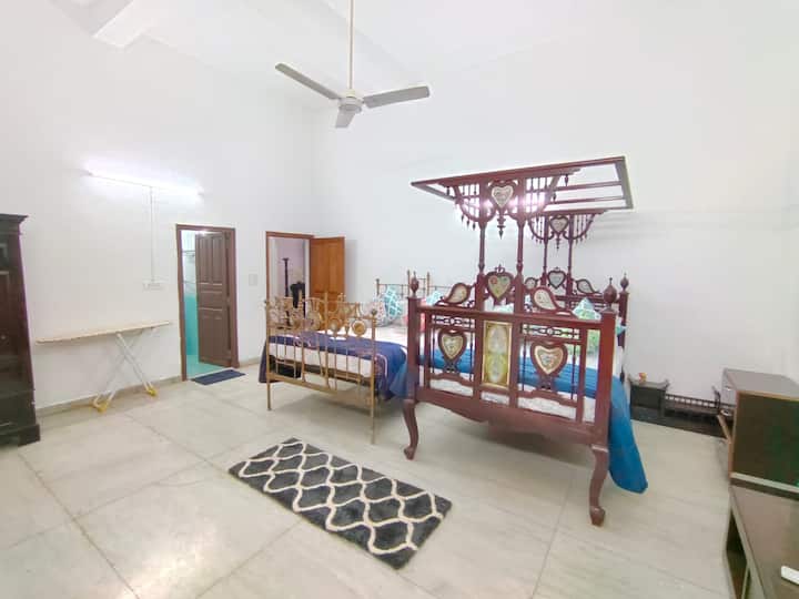Bedroom image 4