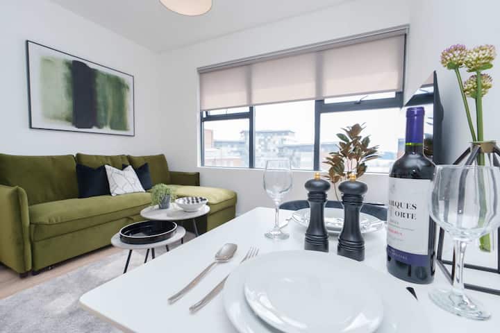 Desirable One Bedroom Apartment - Southampton