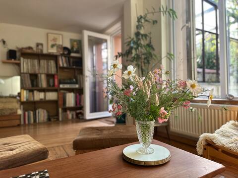 Duplex with Private Garden - Zen Area